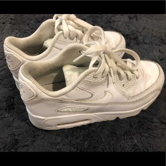 White Nike Air Max - Picture 4 of 6